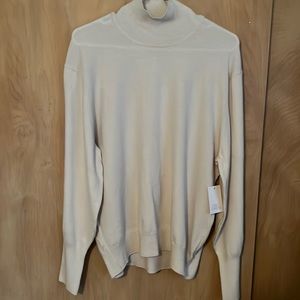Misty Rose turtleneck lightweight style sweater
